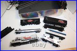 100th WORKING ANNIVERSARY WALTHERS RAY BESTOS 2002 24 Piece TRAIN SET