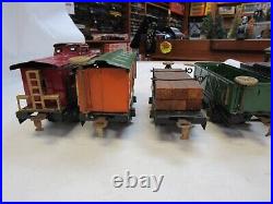 AMERICAN FLYER VINTAGE PREWAR 6 pc FREIGHT SET 2-4-2 LOCO TESTED AND RUNIING