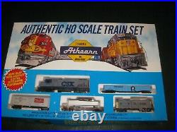 Athearn Vintage Ho Scale Train Set With Box Ho Tracks Very Nice