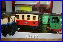 1 of 3 Different Ones NEW USA Trains Just Released New HALLOWEEN Steel Boxcar 