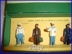 DINKY SET No 5 TRAIN & HOTEL STAFF'O' GAUGE VERY GOOD in original BOX