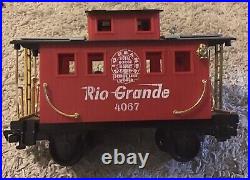 G SCALE RIO GRANDE TRAIN ENGINE 4067 4068. Battery Operated, Remote & Sounds