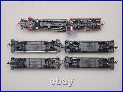 HO Mantua/Tyco AT&SF 4-6-0 Steam Engine Set With4 Passenger Cars