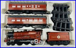 Harry Potter Hogwarts Express Lionel Train Set Working in Very Good Condition