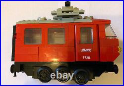 Lego 12V train set 7725 complete, extra carriage, instructions, very good cond