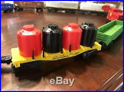 Lionel Santa Fe O Scale 8020 8021 freight Train set. In Very Good Condition