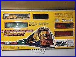 Mehano Ho Railroad Train Locomotive Cars Caboose Model Thunderbolt Santa Fe Toys