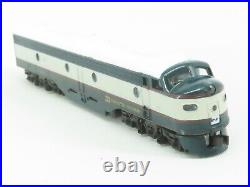 N Scale Con-Cor 0001-008514 BN Burlington Northern Executive Passenger Train Set