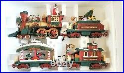 New Bright 384 Holiday Express Electric Animated Train Set NBRU0380 Very Nice