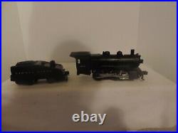 Postwar lionel freight train set 1549 very clean with1615 engine 027 guage