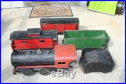 Rare 1930's Cor Cor 5 Piece Pressed Steal Metal Toy Train Set Very Nice