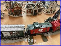 TESTED 2006 Lionel North Pole Central Christmas Train Set #6-30068