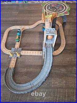 Thomas Wooden Railway, 2013 Mattel Thomas' Fossil Run Set in Used/Very Good Cond