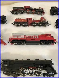 Train Set HO Lot of 13 Locomotives and 4 Tenders in Very Good Condition