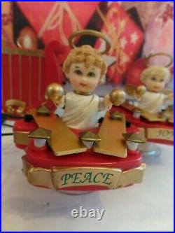 VERY RARE Mr Christmas Heavenly Angels Musical Band Red and Gold Set