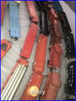 VTG VERY Large Beautiful Vintage Lionel Train Set with lots of track Made In USA