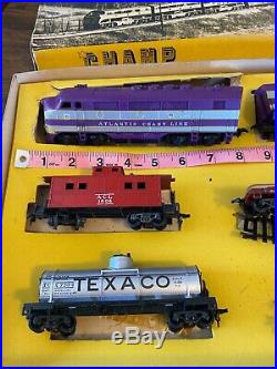 Vintage Champ Operating Model Train Set Excellent Cond Very Cool Texaco