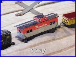 Vintage Electric Train Set NYC Locomotive w Tender Cars and alot of Metal Track