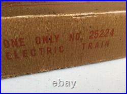 Vintage Marx streamline electric train set No. 25224 in original Box very good