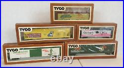 Vintage Tyco HO Scale Train Cars- Set of 5