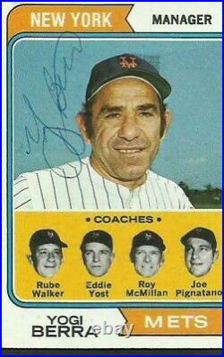 Yogi Berra Vintage Autograph Baseball Card Topps 1974 # 179 Hof